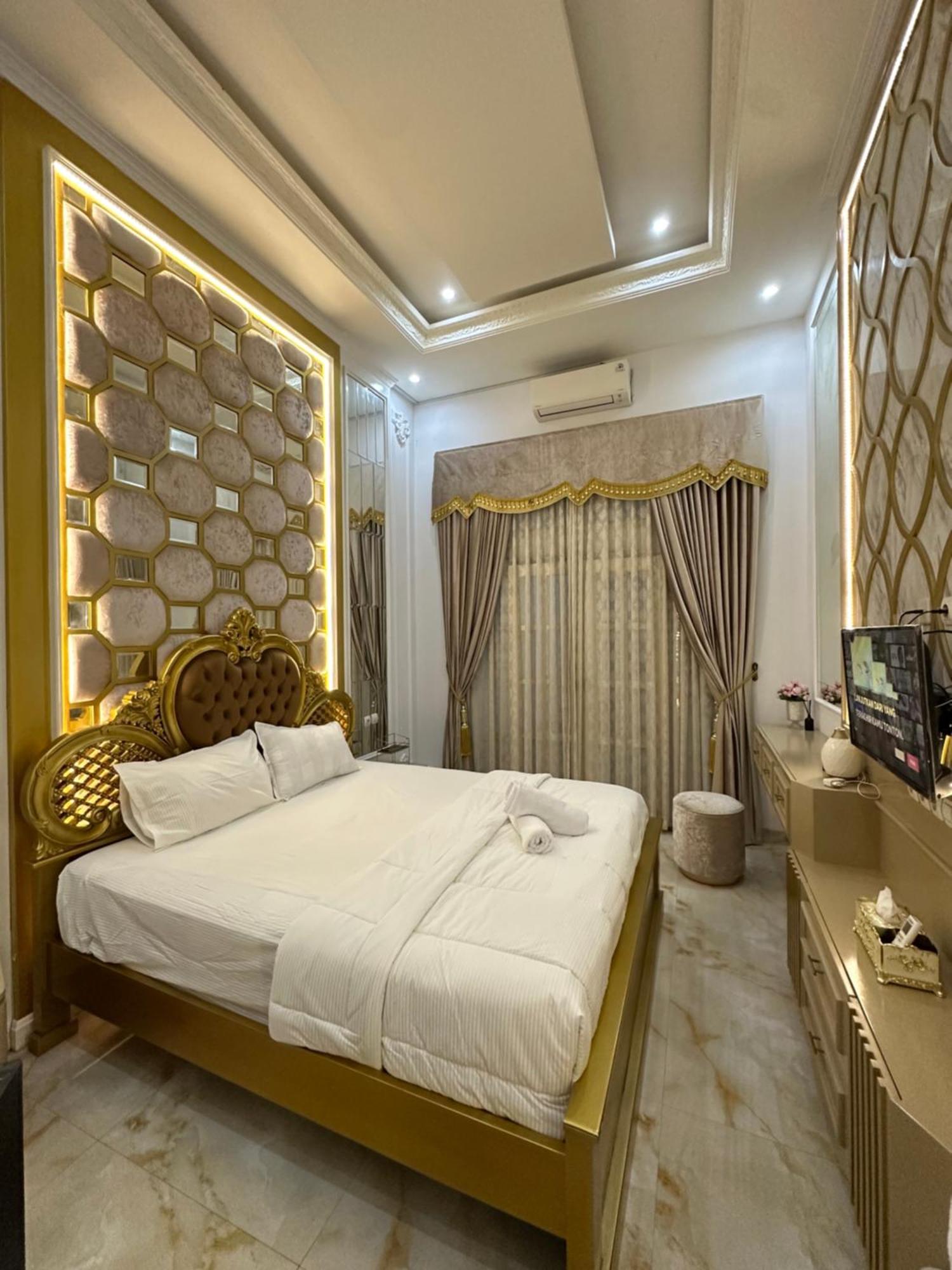 Villa Rumah Putih Jogja Jogjakarta Buitenkant foto